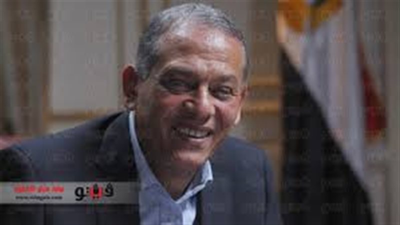  محمد عصمت السادات،