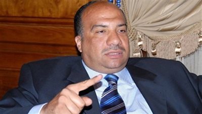 مصيلحي يدرس موقف الشركة المنفذة للمول التجاري بفرع الشاطبي