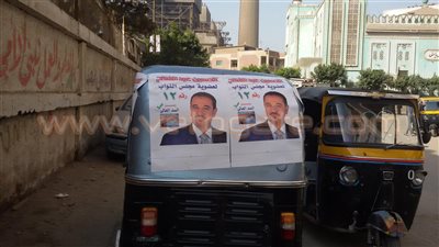 بالصور.. دعاية مكثفة للمرشحين أمام مقار اللجان الانتخابية بشبرا الخيمة