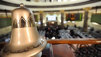 ارتفاع جماعي لمؤشرات البورصة بمنتصف التعاملات