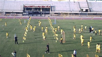 ناشئون تحت الأضواء بالفريق الأول في المقاولون