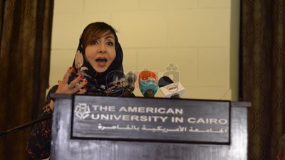 الكاتبة أميمة الخميس عن نجيب محفوظ: «كبيرنا الذي علمنا السحر»