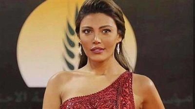 «أعمال فنية على كف عفريت».. إصابة ريهام حجاج وشيرين تهدد استكمال مسلسل «كارمن».. «الحمى» تؤجل عمل ياسمين صبري الجديد.. و«الممر» يتوقف بسبب رفض أحمد عز لـ«ا