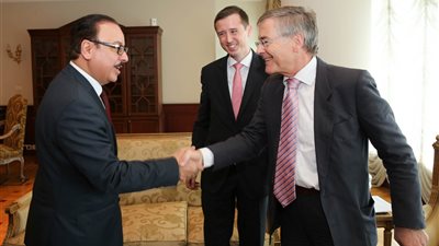 «القاضي» يبحث مع سفير ألمانيا زيادة التعاون في مجال الاتصالات