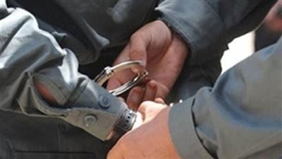 ضبط صاحب محل بقالة لاستيلائه على 1.340 طن زيت تمويني بالغربية