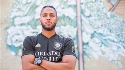 عمرو طارق يرد على تجاهل الأهلي بتعاقده مع نيويورك ريد بول