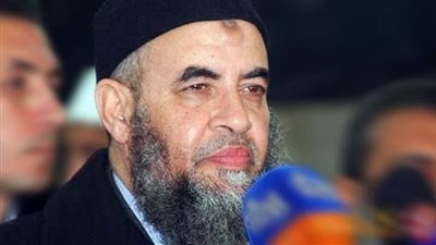 وصول مخيون إلى مطار الغردقة