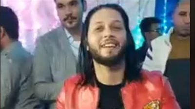 سقوط خشبة المسرح بعبد السلام وفرقته في فرح بأسيوط