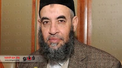 يونس مخيون يمثل 