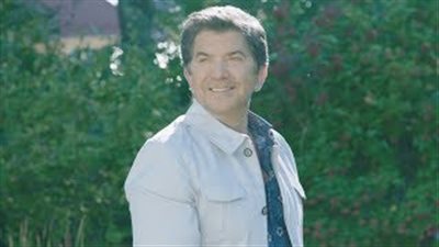 وليد توفيق يستعيد ذكرياته مع ليلى علوي وآثار الحكيم في «بغار عليكي»