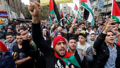 انتفاضة المسلمين.. 40 صورة ترصد غضب العالم في وجه ترامب