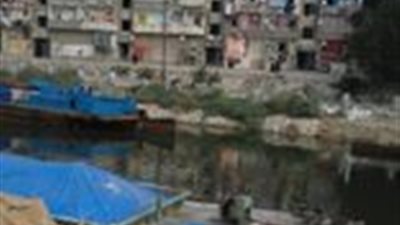 رئيس حى غرب بالإسكندرية يتابع أعمال إنشاء كوبرى 54