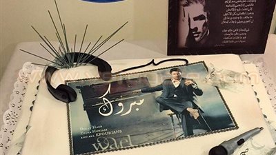 وائل كفورى يحتفل بنجاح ألبومه الجديد