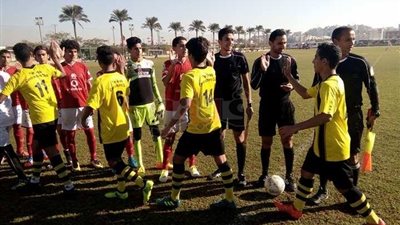 المقاولون 2003 يهزم الأهلي في دوري القاهرة (صور)