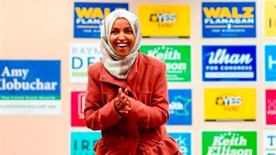 «فورين بوليسي»: حملة تشويه متعمدة لأول مسلمة محجبة بالكونجرس