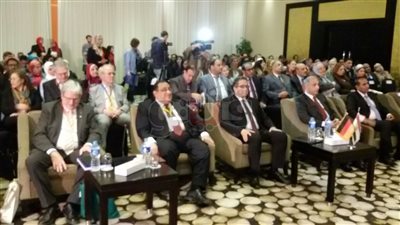 وزير الآثار يفتتح مؤتمر سياحة وفنادق حلوان بأسوان (صور)