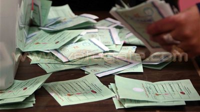 «السيد رحمو» يتقدم المرشحين بلجنة الملاحة بالحسينية