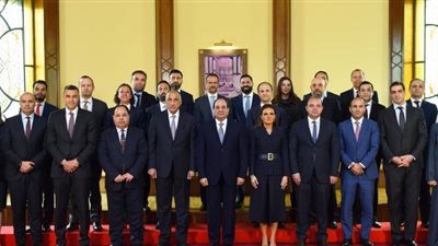 يوم رئاسي حافل.. السيسي يؤكد الحرص على تنمية العلاقات مع كوت ديفوار.. يستعرض الإصلاحات الاقتصادية مع رؤساء صناديق الاستثمار.. يبحث تعزيز التعاون مع الأمم المتحدة للتنمية الصناعية