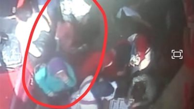 عصابة نسائية تسرق متعلقات طلبة عين شمس بالعباسية (فيديو وصور)