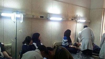 إصابة 5 أشخاص بحالة إعياء بعد تناولهم 