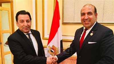 كاتب الدولة التونسي للشئون الخارجية يصل مطار شرم الشيخ