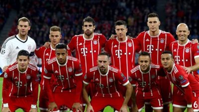 بايرن ميونخ ضد أياكس.. ليفاندوفسكي وزياش يقودان الهجوم