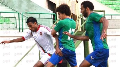 دجلة ينقذ الرجاء من أزمة ملعب النجيل الصناعي