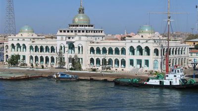 هيئة قناة السويس ترفض عرض مجلس إدارة نادي الصيد.. وتمهل محافظة بورسعيد والنادي حتى 25 ديسمبر لتسليم الأرض محل النزاع.. مصادر: المكان يجرى حاليا إعداده لبناء أحدث مركز إرشاد ملاحي بالعالم لموقعه الفريد