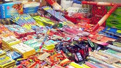 ضبط عامل وبحوزته ألعاب نارية بمحطة سكة حديد طنطا