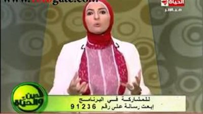 بالفيديو.. «مذيعة الحياة» تشكو قلة أدب الرجال في المواصلات على الهواء