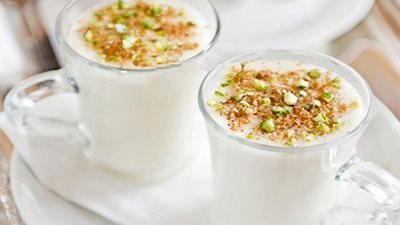 السحلب بالمستكة والمكسرات يحميك من برد الشتاء