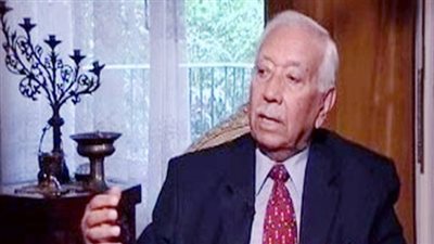 السفير نبيل بدر ضيف «وصال» غدا