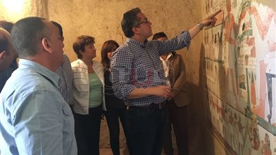 التفاصيل الكاملة لاكتشاف مقبرتين أثريتين بالبر الغربي في الأقصر (صور)