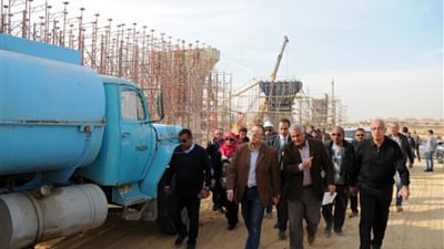 «مدبولي» يتفقد 40 ألف وحدة إسكان اجتماعى في 6 أكتوبر الجديدة (صور)