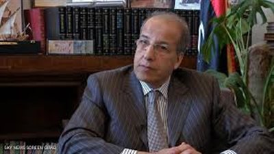 محافظ المصرف المركزي الليبي يجتمع مع السفير الفرنسي لدى طرابلس