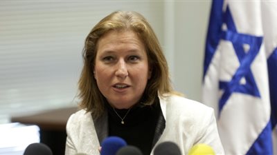 ليفنى تهاجم نتنياهو وتتوقع إقالتها لمعارضة 