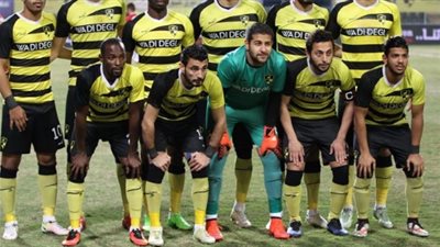 وادي دجلة يتقدم بهدف على المصري في الشوط الأول