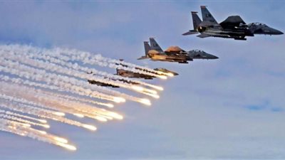 طيران مجهول يقصف مواقع لتنظيم داعش جنوب سرت الليبية