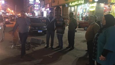 رئيس حي غرب المنصورة تقود حملة لرفع الإشغالات (صورة)