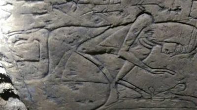 «آثار بني سويف»: نقل جدارية حفيد رمسيس الثاني إلى مخزن إهناسيا