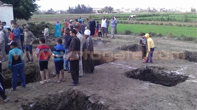 بالصور.. إزالة 54 حالة تعدٍ على الأراضي الزراعية بالشرقية