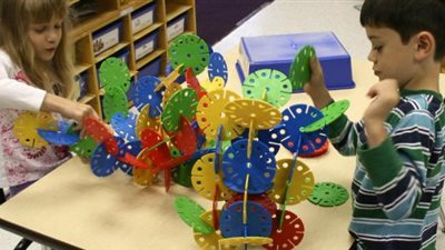 برد الشتاء والأمراض الموسمية.. هاجس أولياء أمور رياض الأطفال