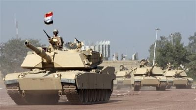 العراق ينظم عرضا عسكريا احتفالا بالانتصار على داعش