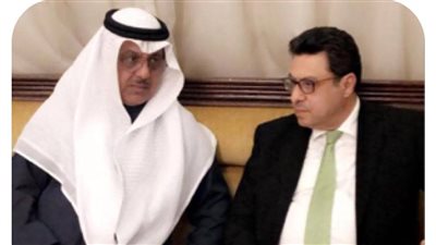 سفير مصر بالكويت يزور مبارك الخرينج في ديوانه