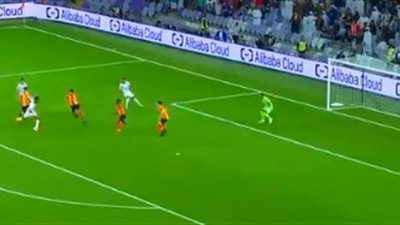 حسين الشحات يسجل الهدف الثاني للعين في شباك الترجي (فيديو)