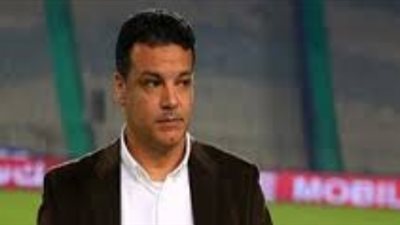 إيهاب جلال يوقع على عقود تدريب المصري غدا