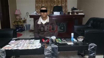 ضبط عاطل لتصنيعه المواد المخدرة داخل منزله في الشرابية