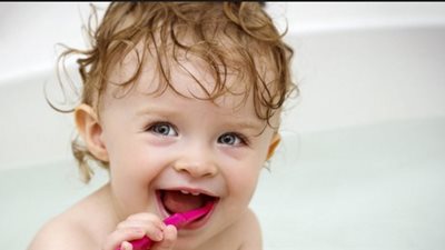 6 خطوات لحماية أسنان طفلك من التسوس