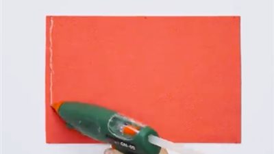 أفضل 5 طرق لتنظيم الملابس في المساحات الضيقة (فيديو)