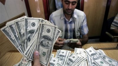 شعبة الصرافة: نقف بجوار البنك المركزي لمحاربة السوق السوداء